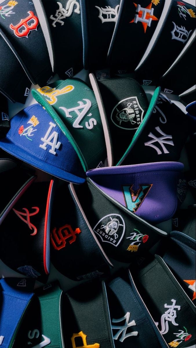 FITTED CAPS